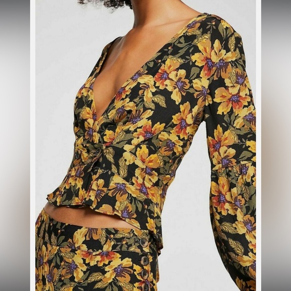 Free People Set (2) - Picture 3 of 12